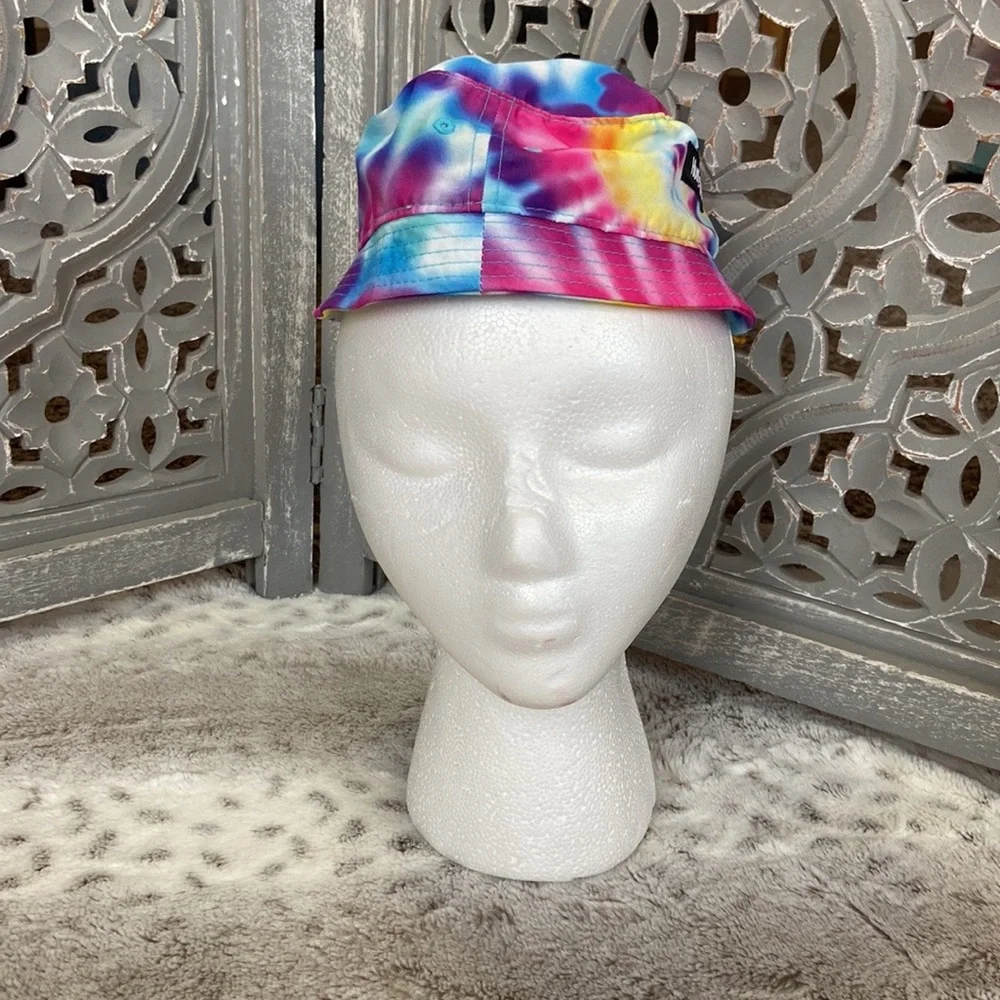 Hurley rainbow tie dye bucket hat OS infant beach tropical summer California